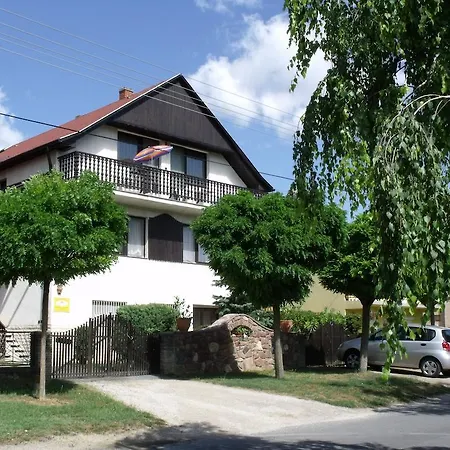 Apartment Aniko Apartman Heviz