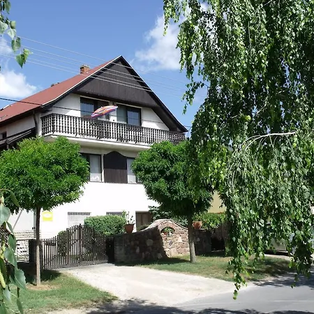 Apartment Aniko Apartman *